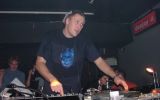 Home alone with DJ 3