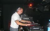 LABEL UR TECHNO 1