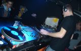 LABEL UR TECHNO: 3