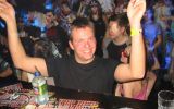 LABEL UR TECHNO: 8