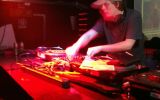 ILLEGAL pres. NOISIA 1