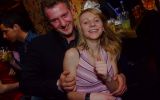 by B-D_ 4