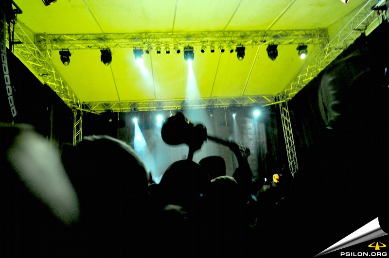 19/57
