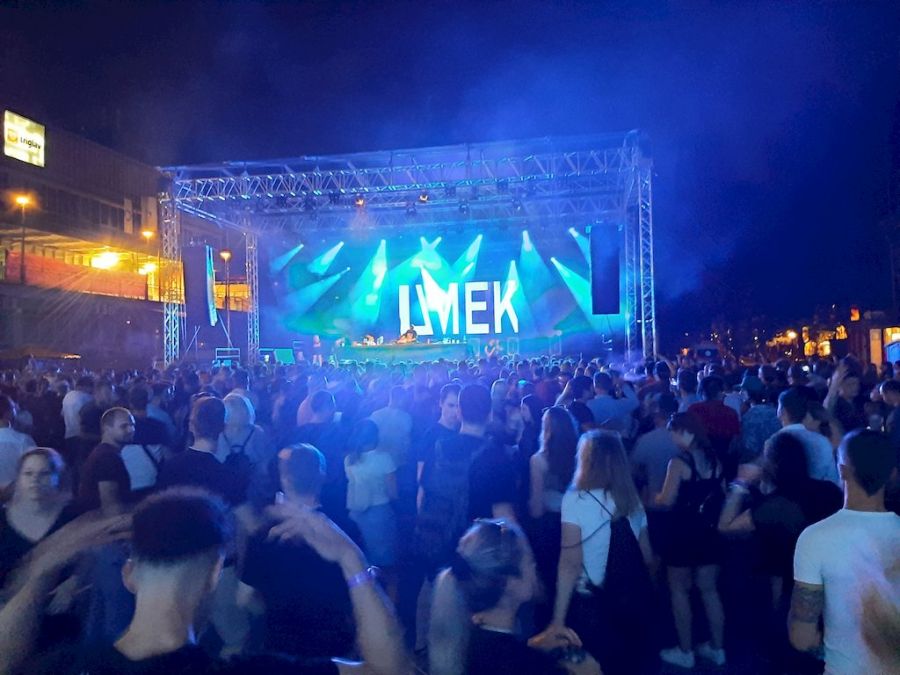 Umek v Tivoliju, rejv pa v