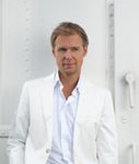 Armin van Buuren in Ferry... (2)